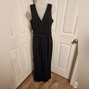 Elegant Black Sleeveless Jumpsuit
